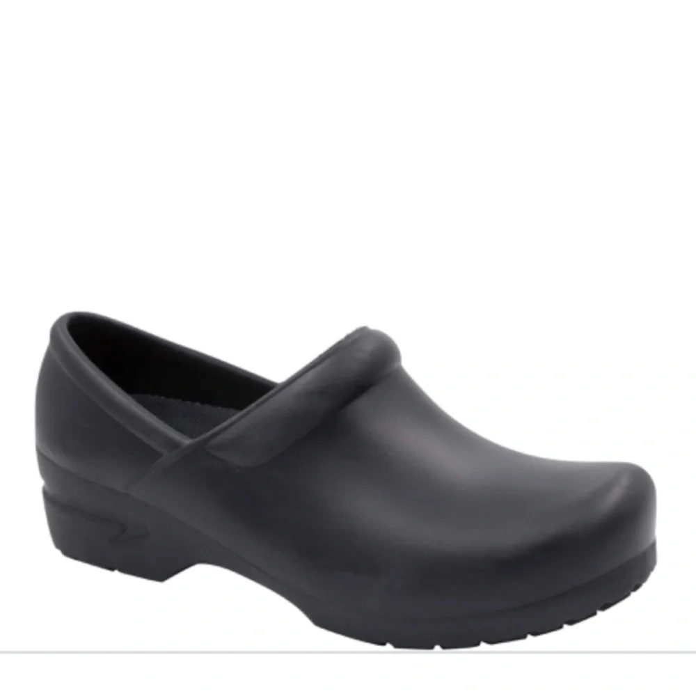 Nurse clogs - Picture 1 of 1